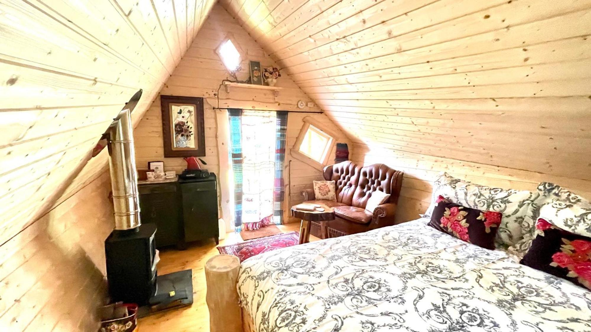 Lodge Acorn Glade Glamping